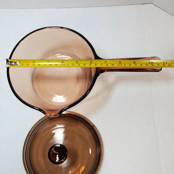 VTG Vision Corning Ware 1L Sauce Pan Pour Spout Pot Amber w/ Pyrex Lid USA - Picture 4 of 7